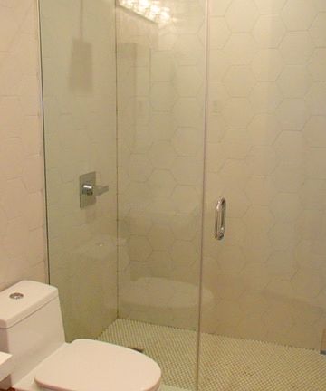 3rd image of 995 Washington Ave #6