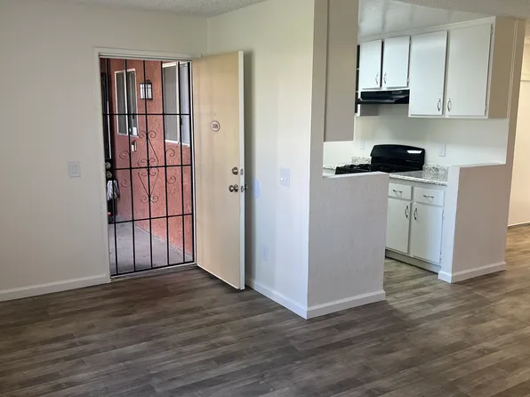 Villa De La Rosa Apartments, 7862 Lankershim Ave #43cef95f7, Highland, CA 92346