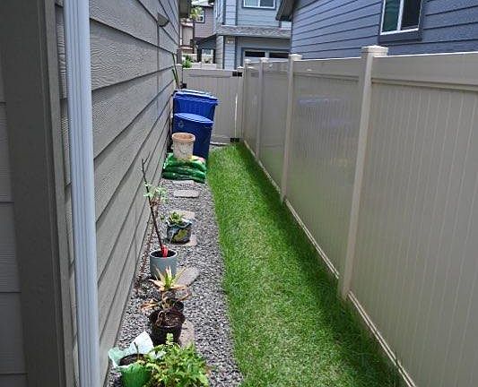 Walk around side gate