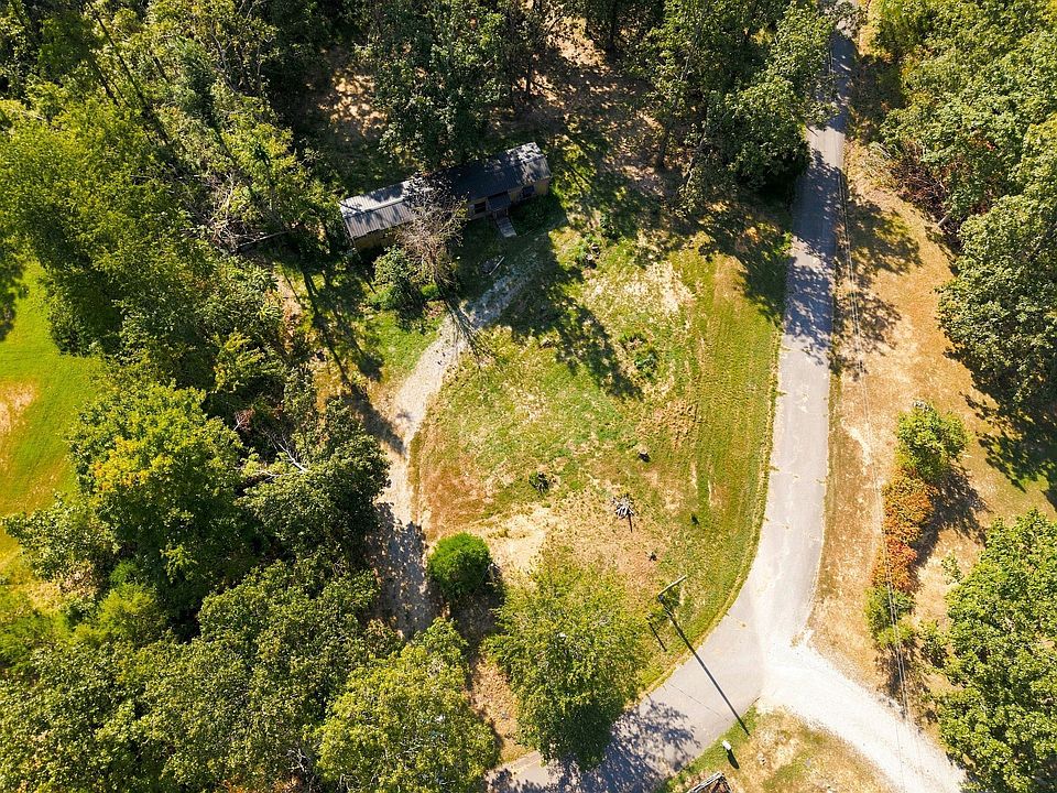 1st image of 0 Oaktree Ln