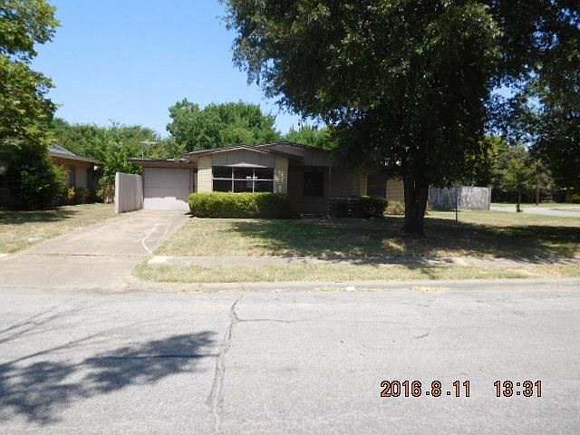 1st image of 1425 Arcady Ln