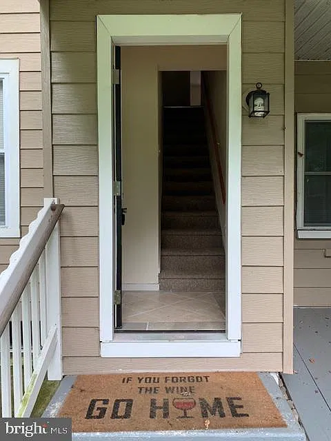 2 bed, 1.0 bath, 900 sqft, $1,795 — Photo 4