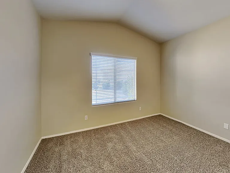 11033 W Granada Rd — Photo 9