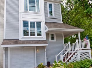 8331 Linden Oaks Ct, Lorton, VA 22079