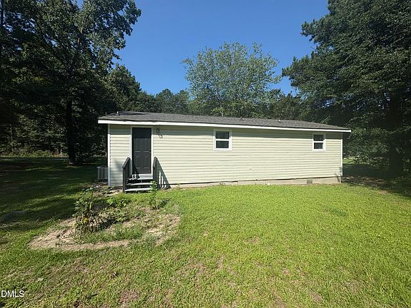 2nd image of 1615 Halsey Loop