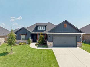 2805 Tulip Dr, Sherman, TX 75092
