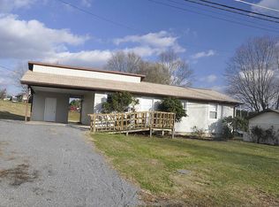 306 Freemont Ave, Mt Carmel, TN 37645