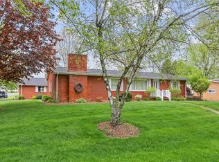 108 Maple Ave, Ellwood City, PA 16117