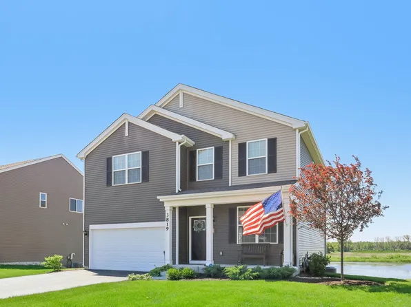 3819 Flynn St, McHenry, IL 60050