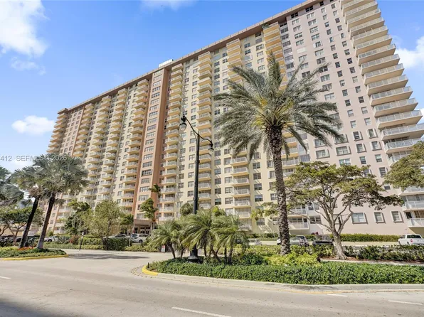 251 174th St APT 614, Sunny Isles Beach, FL 33160