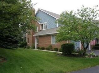 1630 E Clayton Ct, Arlington Heights, IL