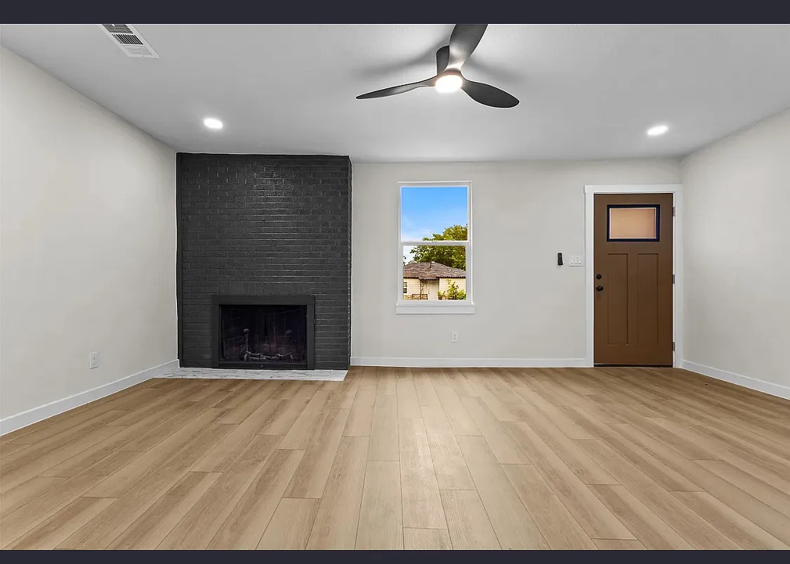 3 bed, 1300 sqft, $2,250 — Photo 2