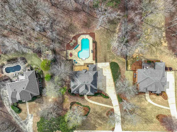 196 Shore Front Ln, Chelsea, AL 35043