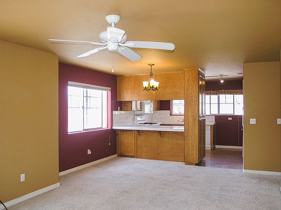 2nd image of 471 S Auburn St #3