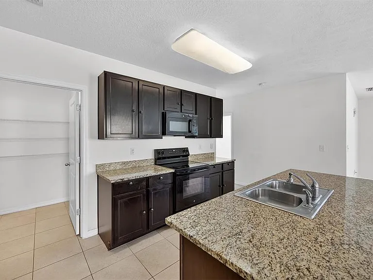 4842 San Palermo Dr — Photo 11