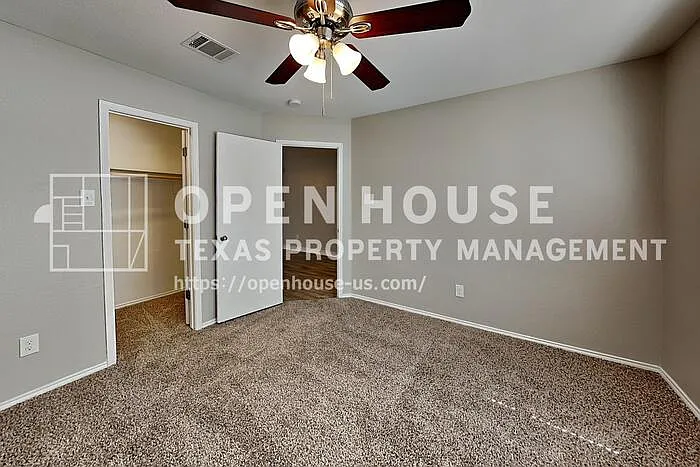 8657 Hawkview Dr — Photo 12