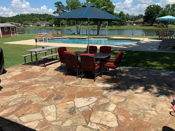 703 Bridlebrook Blvd, Pike Road, AL 36064