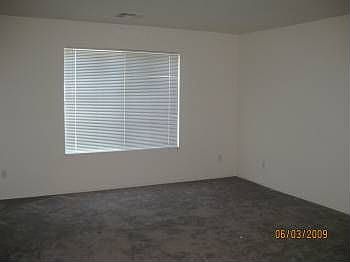 5th image of 33522 N Cobble Stone Dr