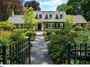 1215 Gilbert Rd, Meadowbrook, PA 19046