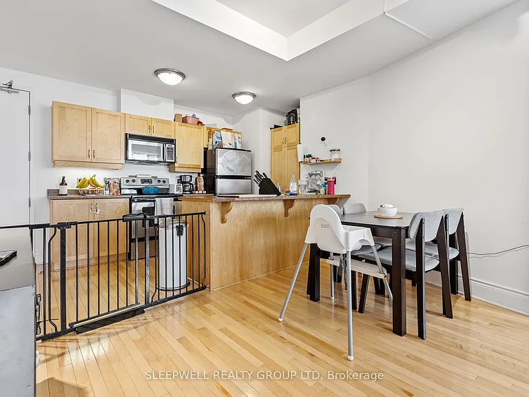 420 Berkley Ave #509 — Photo 5