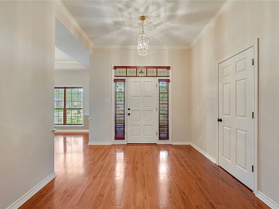3rd image of 4714 Shoal Creek Dr
