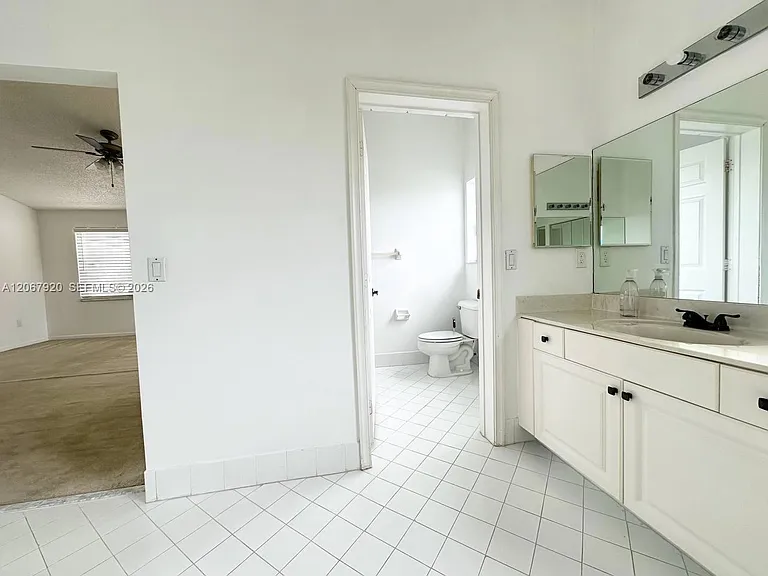 7647 Rockport Cir — Photo 9