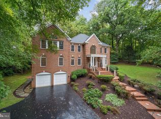 11425 Green Moor Ln, Oakton, VA 22124