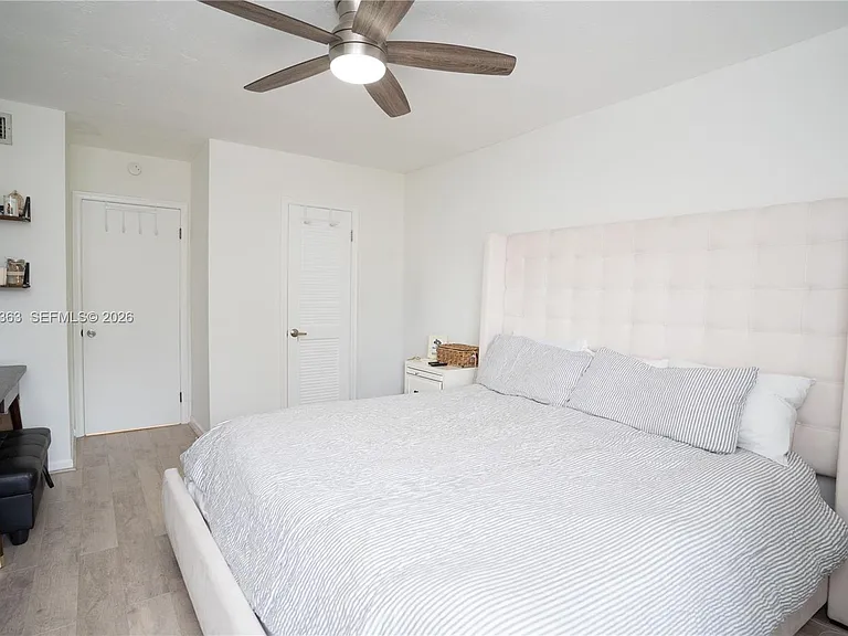 7483 SW 82nd St #308 — Photo 5