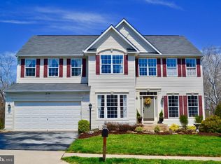 274 Hidden Creek Ln, Warrenton, VA 20186