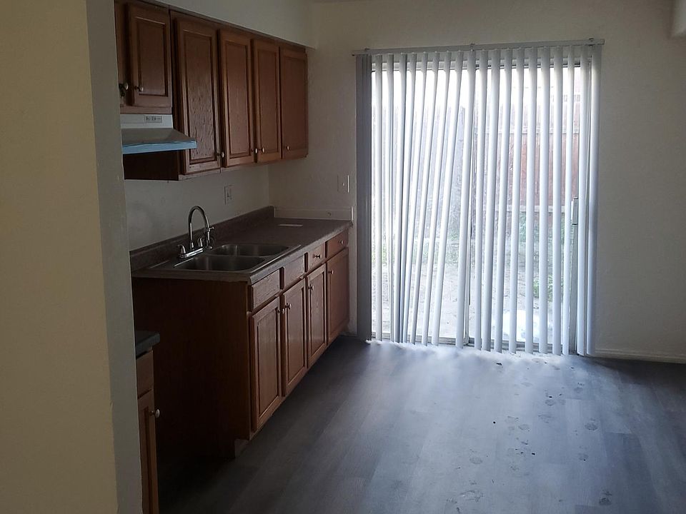 1st image of 230 N Tahquitz Ave #C