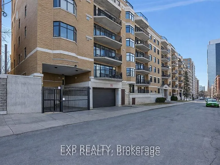 260 Besserer St #209 — Photo 2