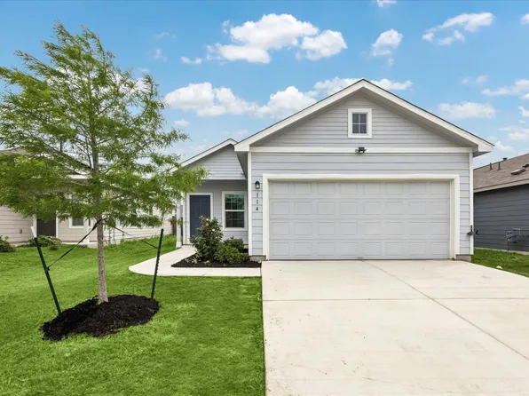 114 Whoopers Loop, Uhland, TX 78640
