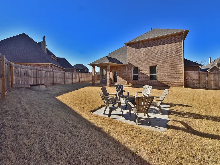 16100 Fair Winds Way — Photo 32