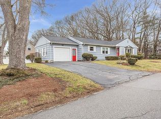 24 Erlin Rd, Chelmsford, MA 01824