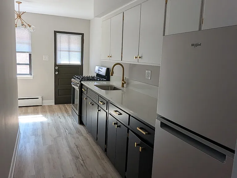 7910 W 26th St #4 — Photo 3