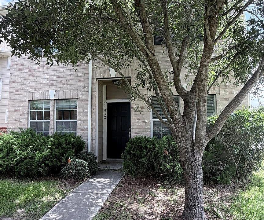 1st image of 11932 Jelicoe Dr