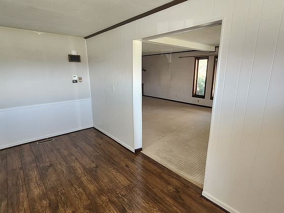 3rd image of 9469 Township Road 109