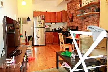 Rented by Rennit Inc.