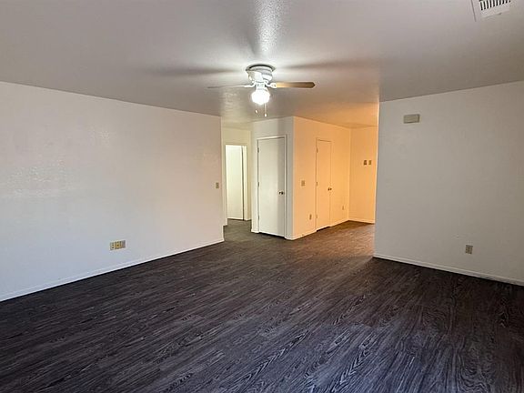 4th image of 803 E Fargo Ave