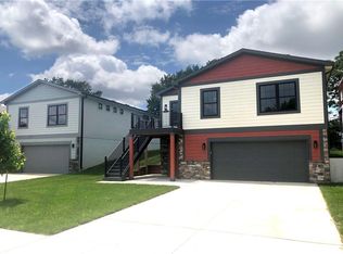 3010 Tracy Ave, Kansas City, MO 64109