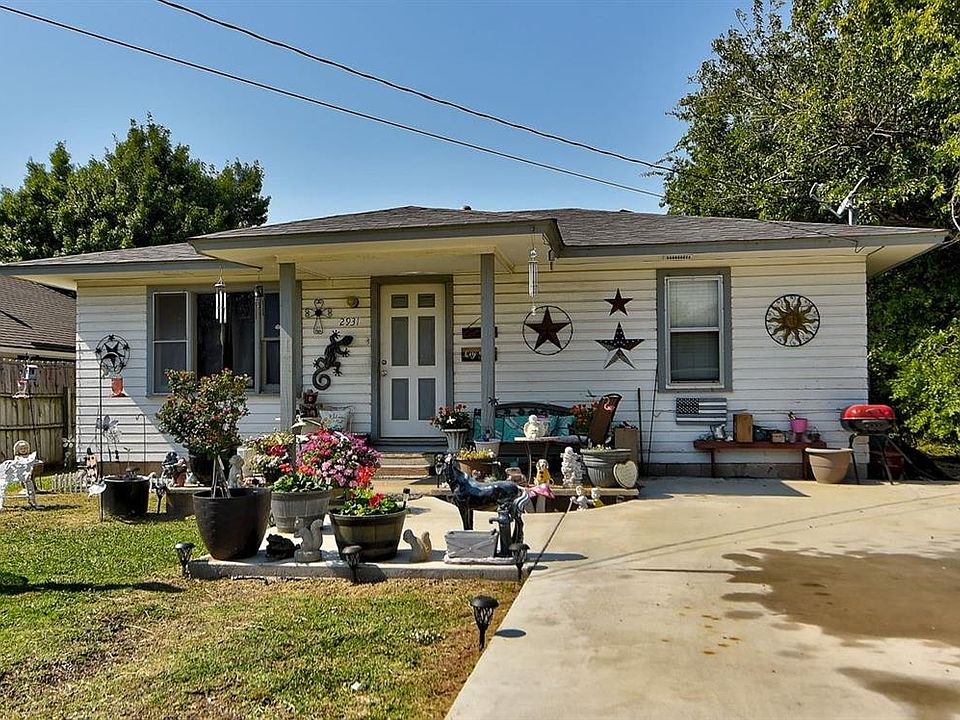 1st image of 2931 Woodlawn Dr