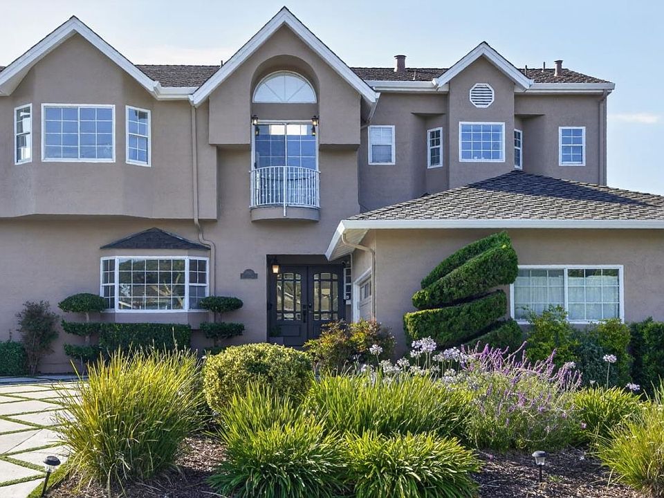 1st image of 3307 Adelaide Way
