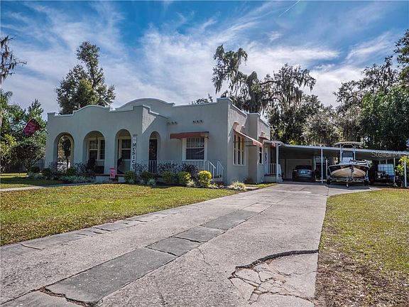 2nd image of 1015 Hibiscus Dr E