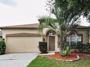 329 Sand Ridge Dr, Valrico, FL 33594