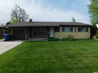 1770 E Moor Dale Ln, Holladay, UT 84117