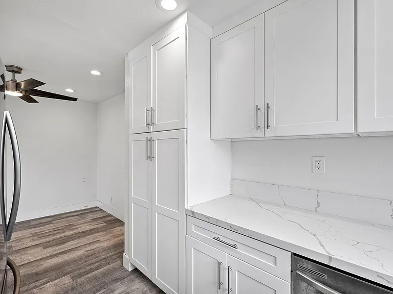 226 Avenida De La Grulla — Photo 7