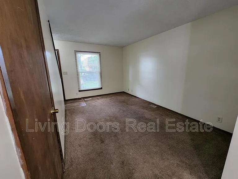 1509 David Dr — Photo 5