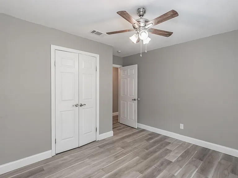 2013 Memphis Dr — Photo 7