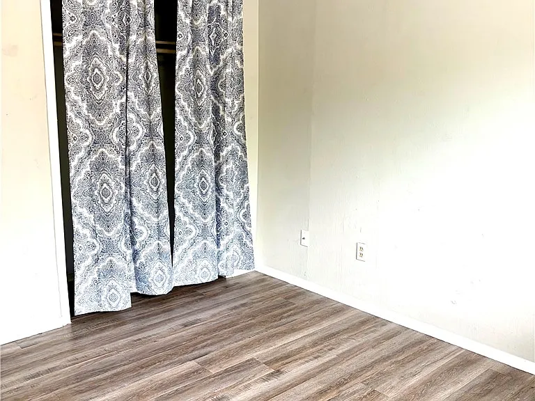 2406 Blanco Dr #D — Photo 10