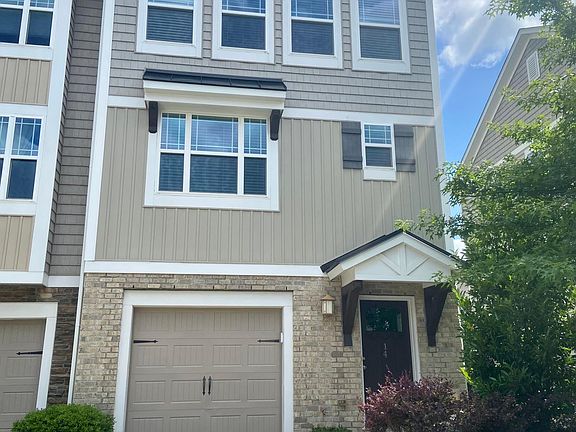 2nd image of 14 Prairie View Ct